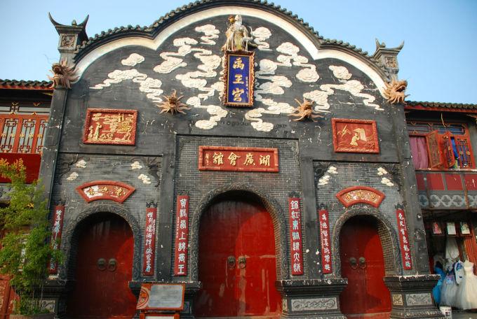 救援小棕兔